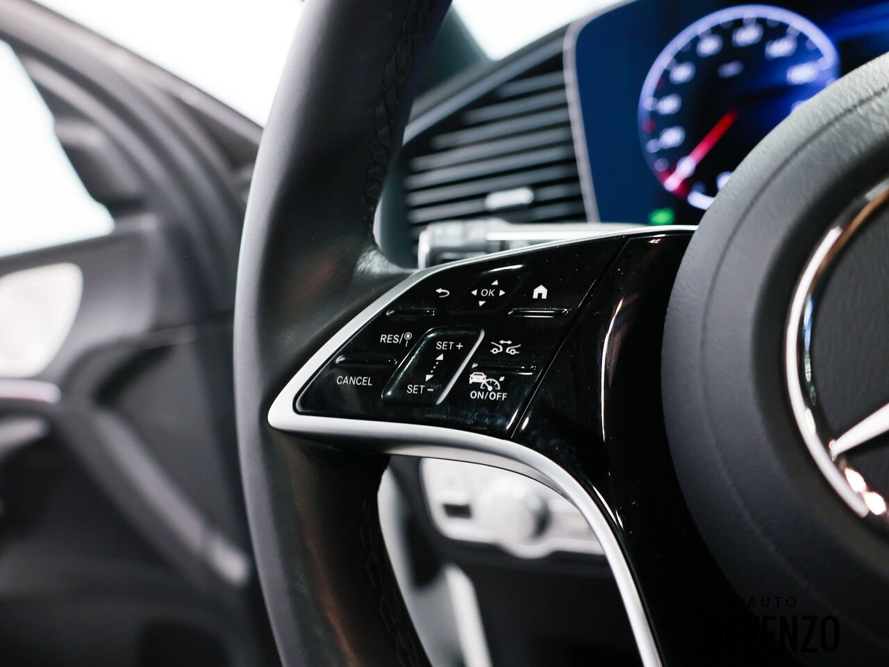 Mercedes-Benz GLS 2026 Blanc Saint-Eustache - photo #15