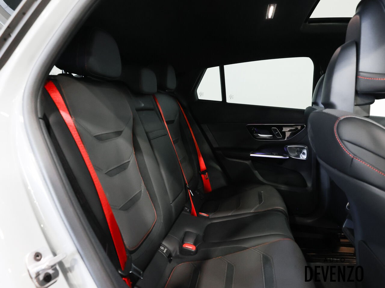 2025 Mercedes-Benz GLC Grey Saint-Eustache - photo #7