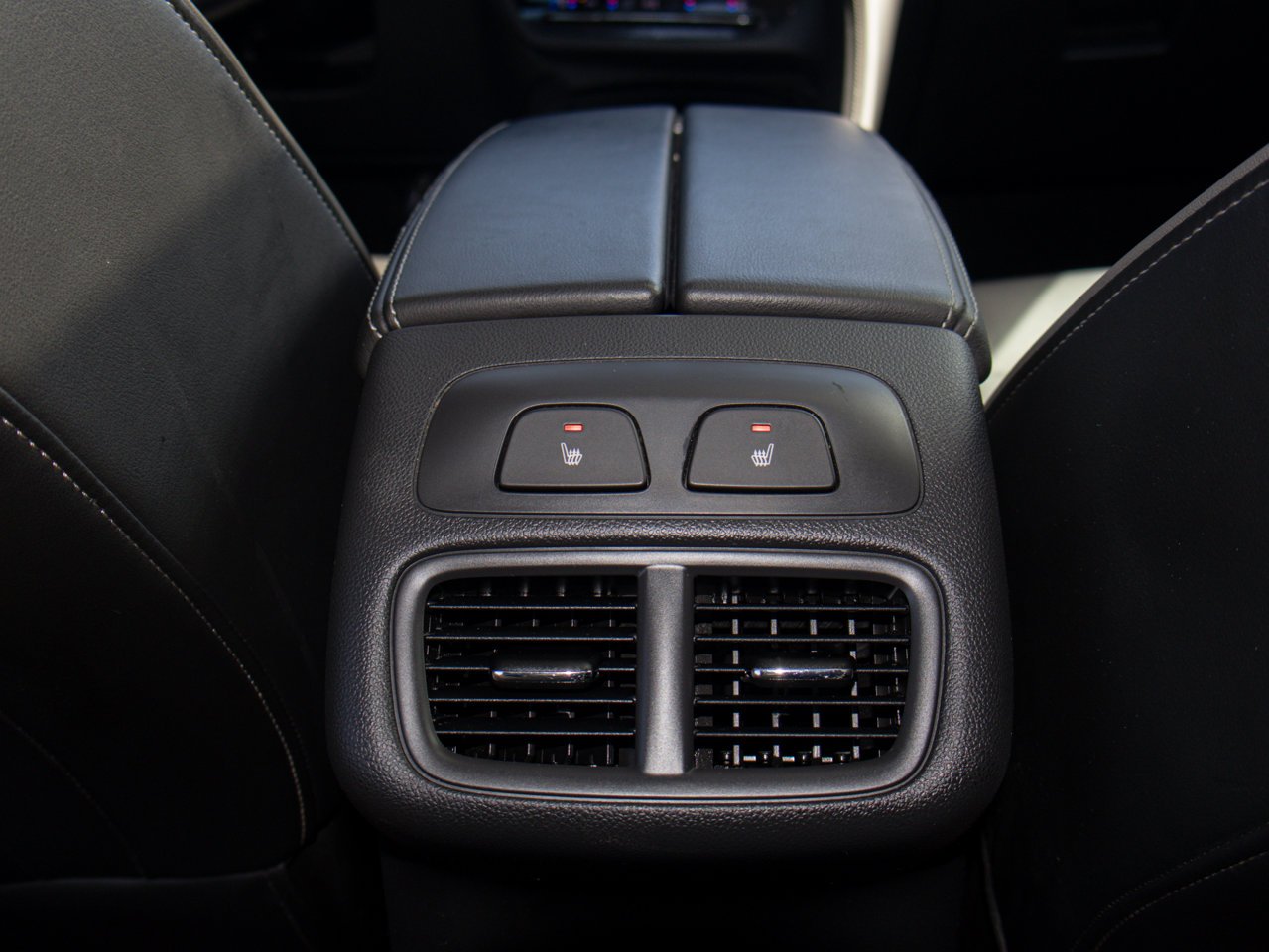 2023 Buick Envision AWD 4dr Avenir Grey Sherwood Park - photo #33