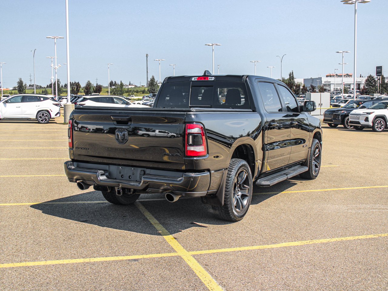 2022 Ram 1500 Sport 4x4 Crew Cab 5'7 Box Black Sherwood Park - photo #11