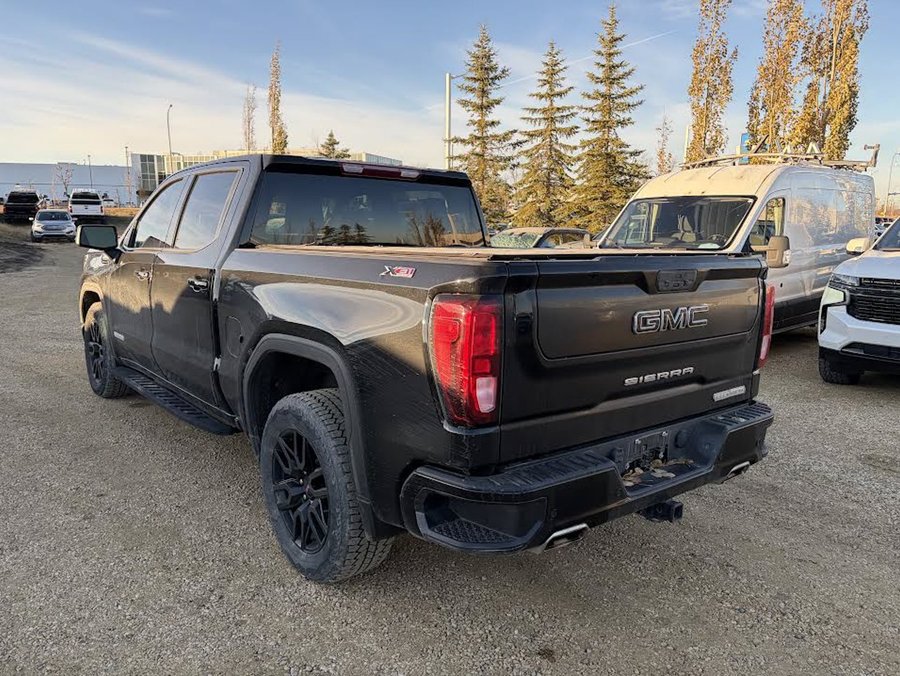 2022 GMC Sierra 1500 Limited Elevation Black Edition 5.3L X31 | Multipro Tailgate Black