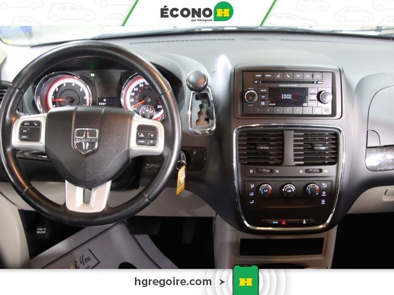 2016 Dodge GR Caravan White Laval - photo #18