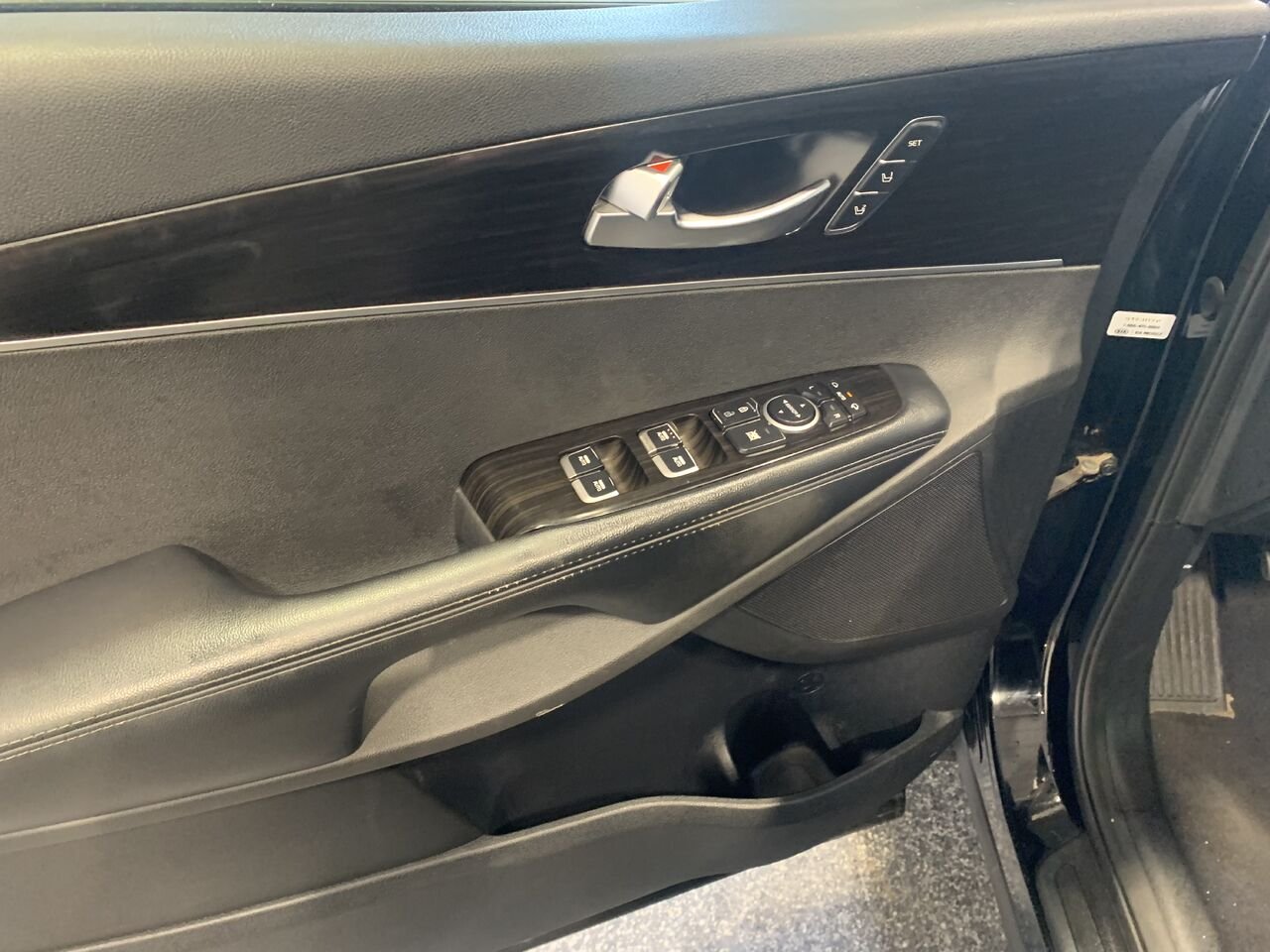 2020 Kia Sorento EX+ V6 TI Black Châteauguay - photo #23
