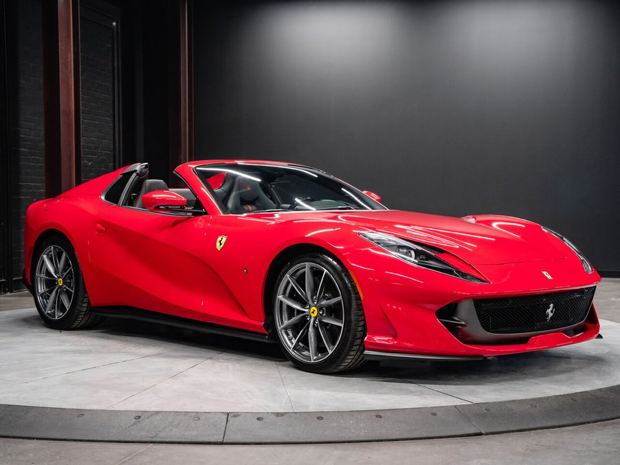 2022 Ferrari 812 GTS 2022 Red