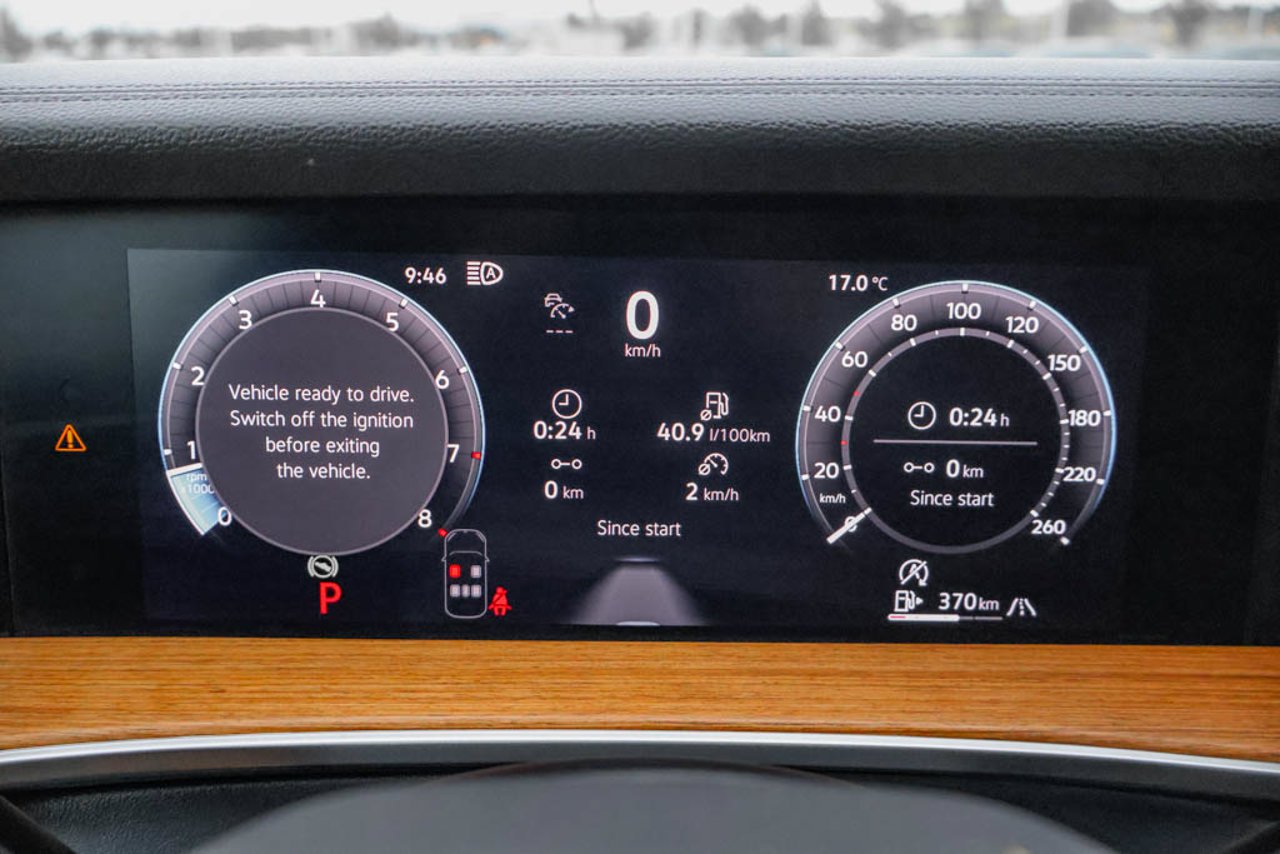 2026 Volkswagen Tiguan Highline Turbo R-Line 4MOTION Grey Sherwood Park - photo #22