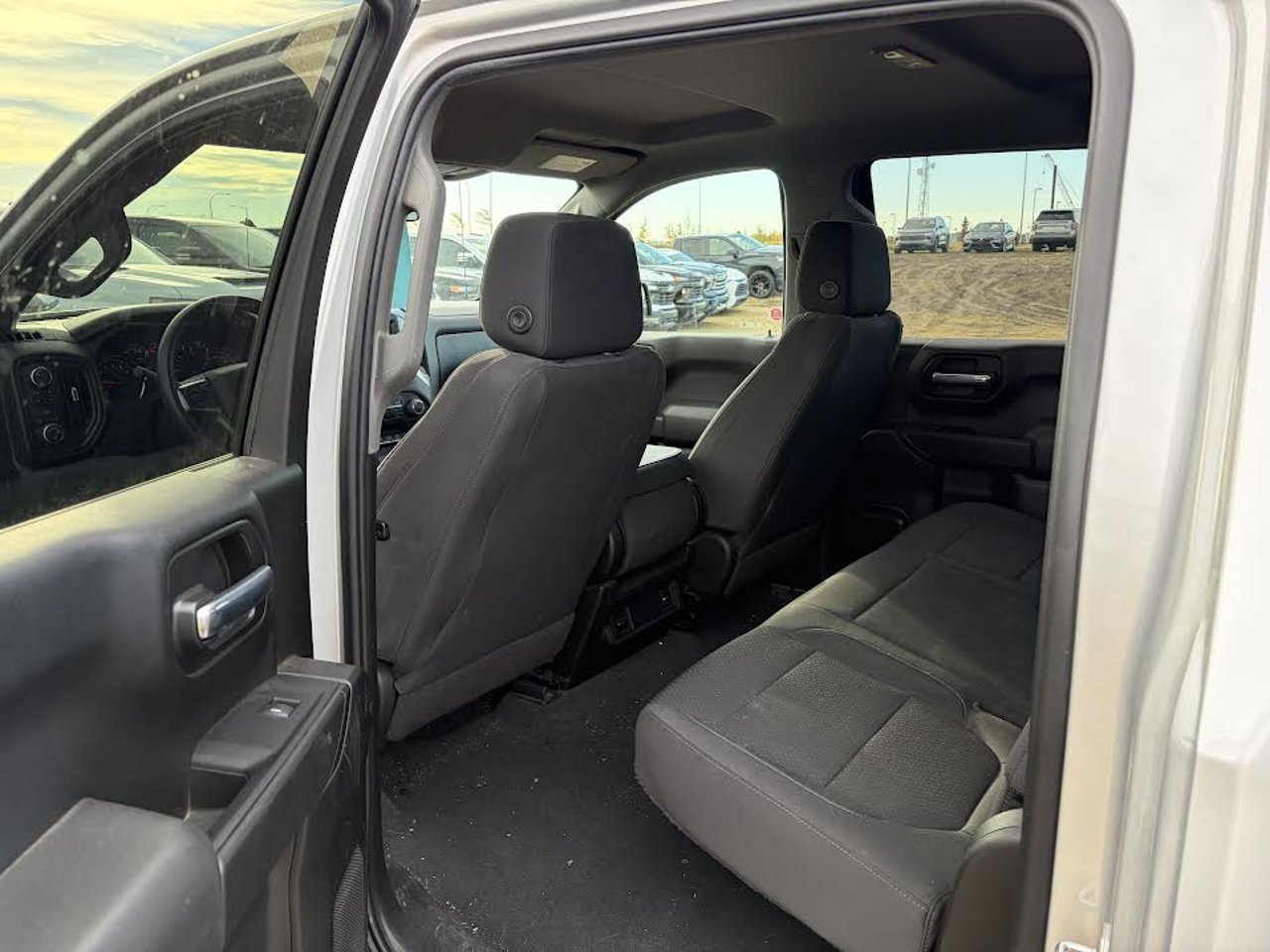 2021 Chevrolet Silverado 1500 4WD Crew Cab 147 Custom Trail Boss Grey Sherwood Park - photo #5