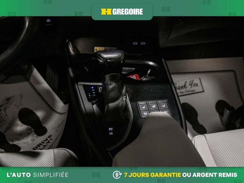 Lexus UX 2023 Noir Blainville - photo #25