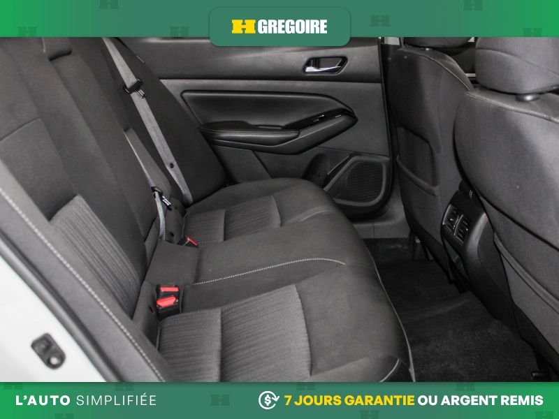 2020 Nissan Altima White Saint-Eustache - photo #19