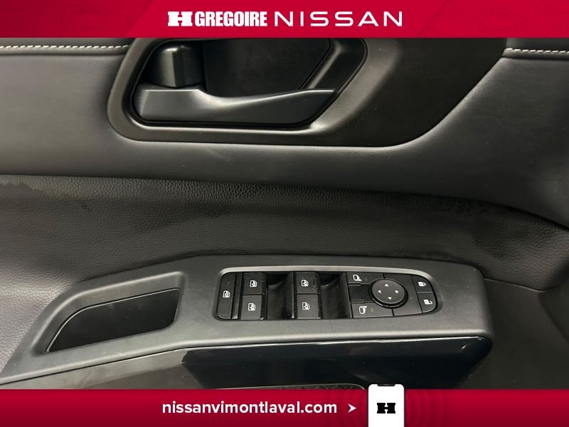 2024 Nissan Pathfinder Grey Laval - photo #18