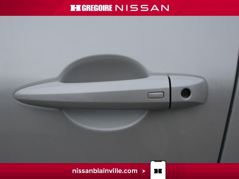 2024 Nissan Rogue White Saint-Eustache - photo #29