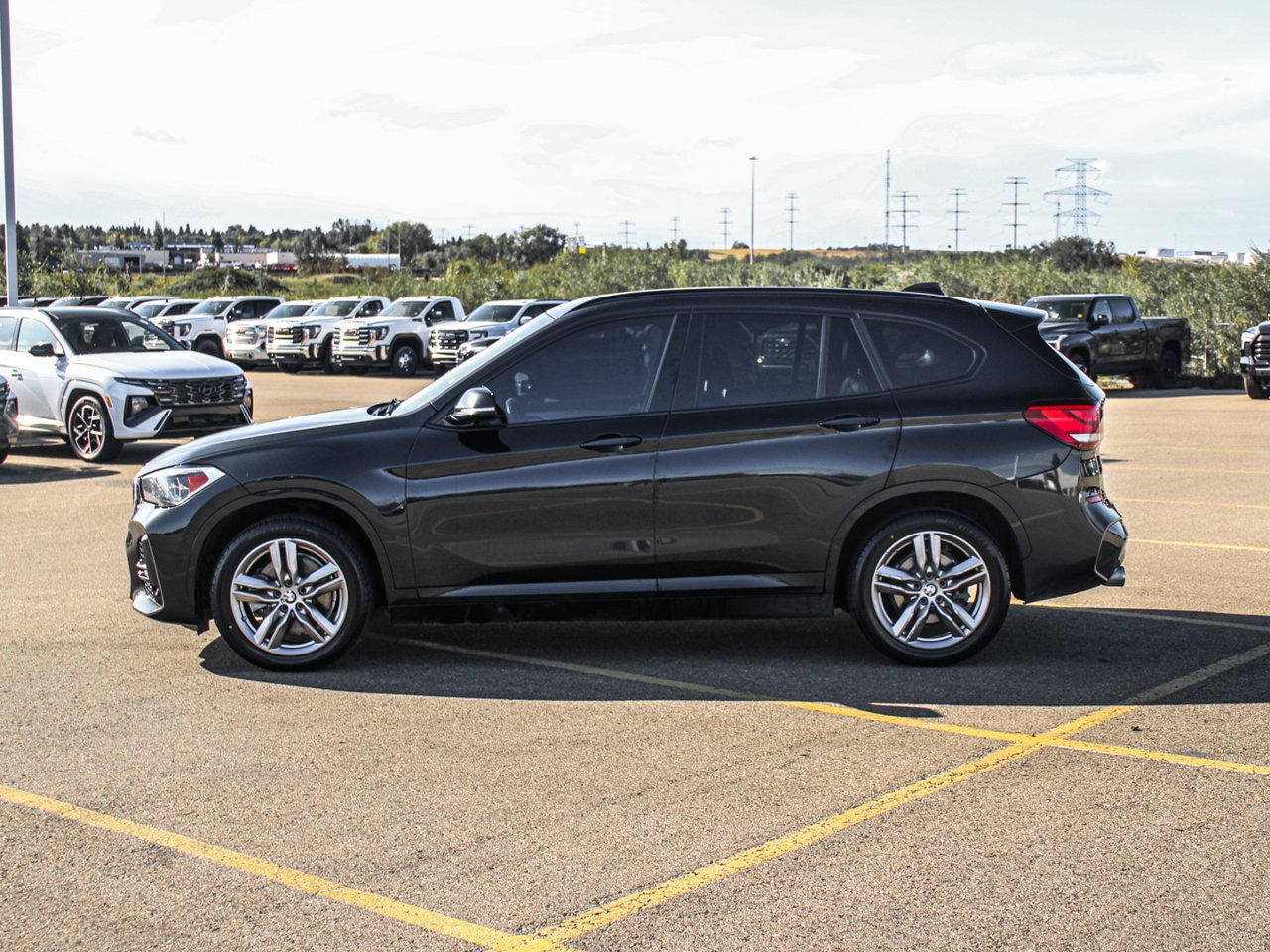2021 BMW X1 xDrive28i Sports Activity Vehicle Black Sherwood Park - photo #4