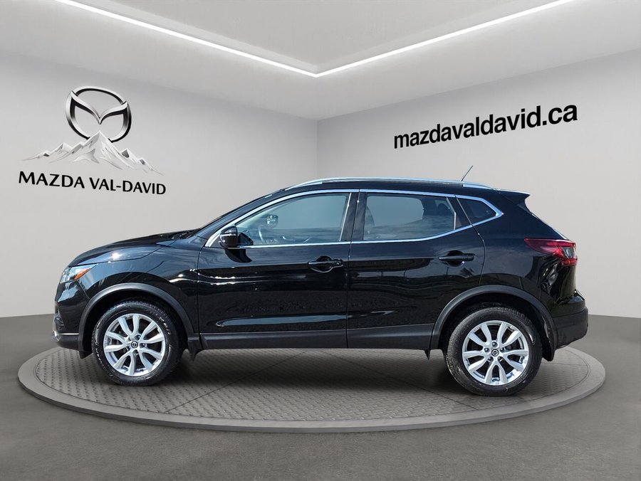 Nissan Qashqai SV TI CVT, Sièges chauffants avant, Toit ouvrant, Volant chauffant 2023 Noir