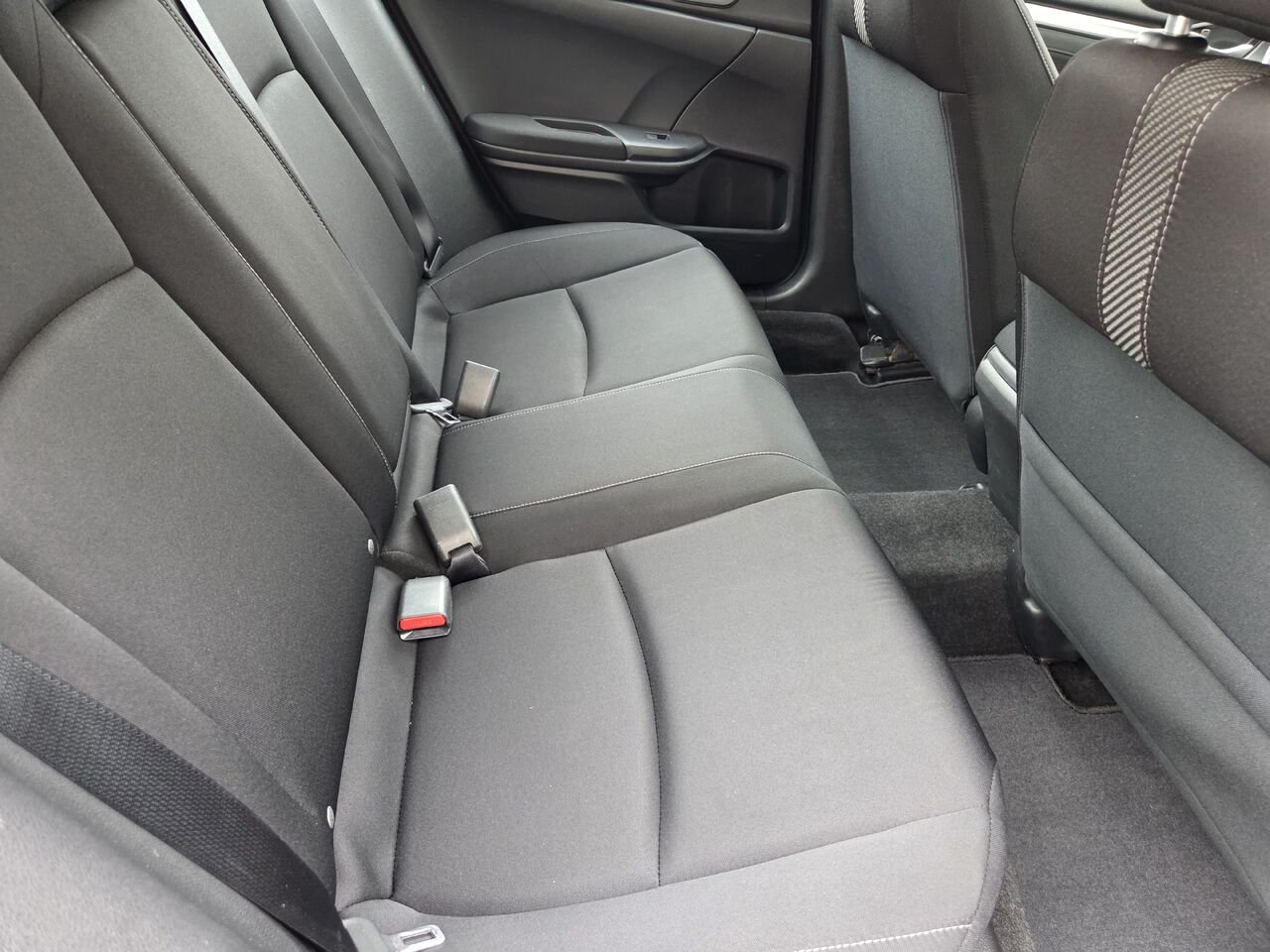 Honda CIVIC BERLINE EX 2017 Argent Mont-Laurier - photo #14