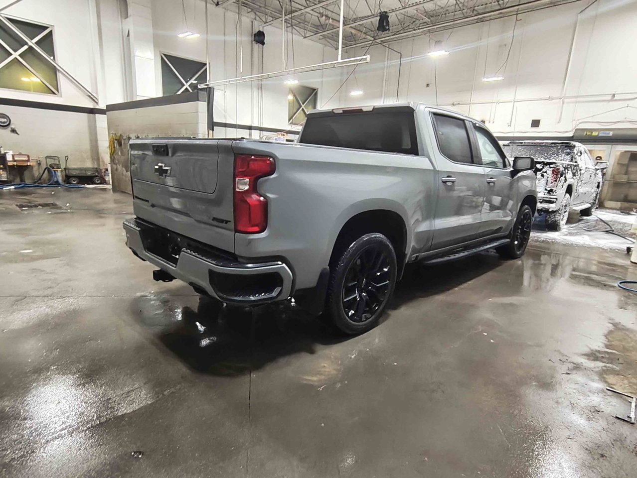 2024 Chevrolet Silverado 1500 4WD Crew Cab 147 RST Grey Sherwood Park - photo #5