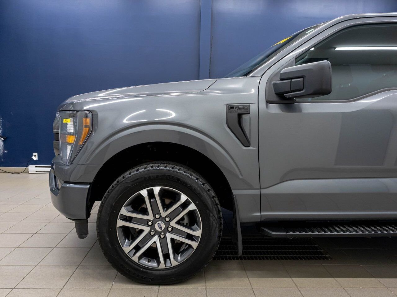 Ford F-150 XL STX CREW 4X4 *NAV* GR REMORQ CARPLAY 2023 Gris Saint-Jérôme - photo #29