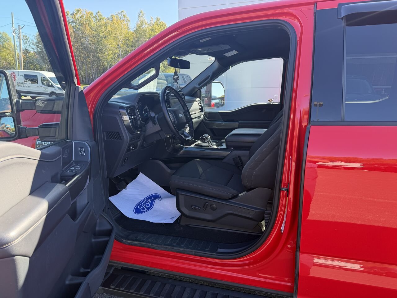 2023 Ford F-150 Red Mont-Laurier - photo #10