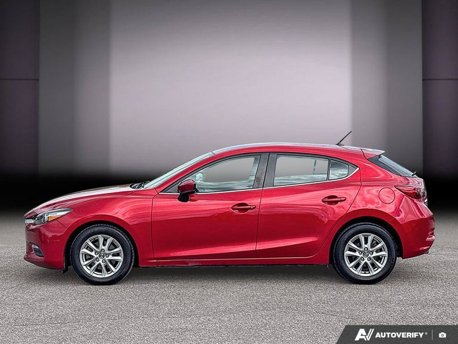 2018 Mazda Mazda3 Sport 2018 Red