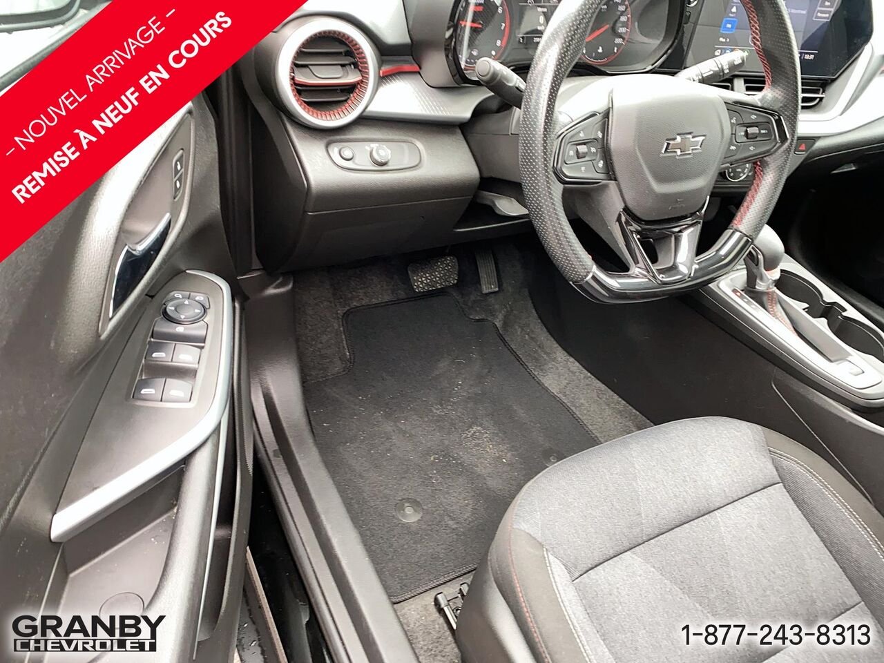 Chevrolet Trax 1RS 4 portes TA | 27-0157A 2025 Noir Granby - photo #10