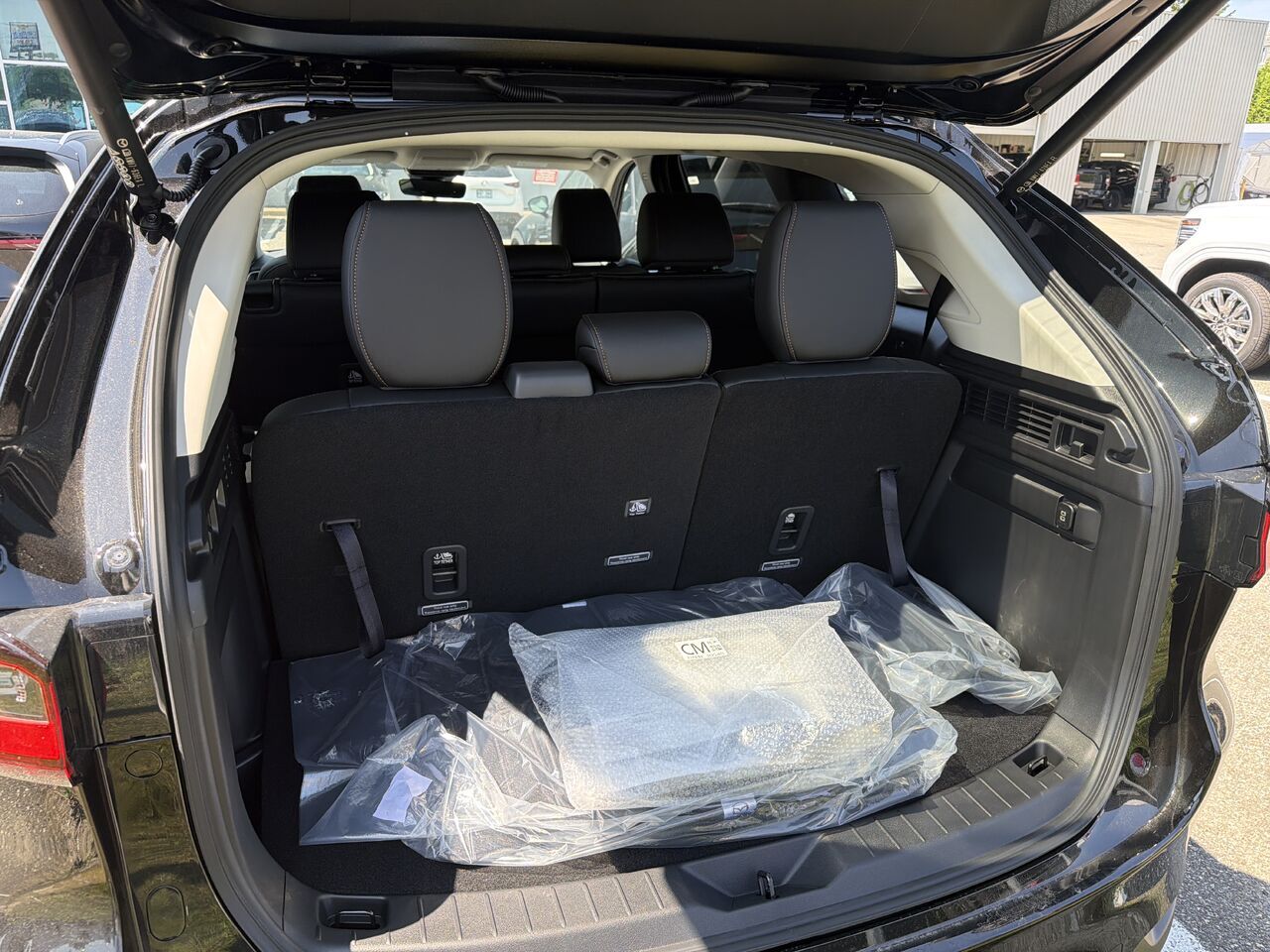 Photo 6 — Mazda CX-90 PHEV GS-L 2026