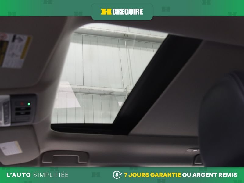 2022 Mitsubishi Outlander Grey Saint-Eustache - photo #11
