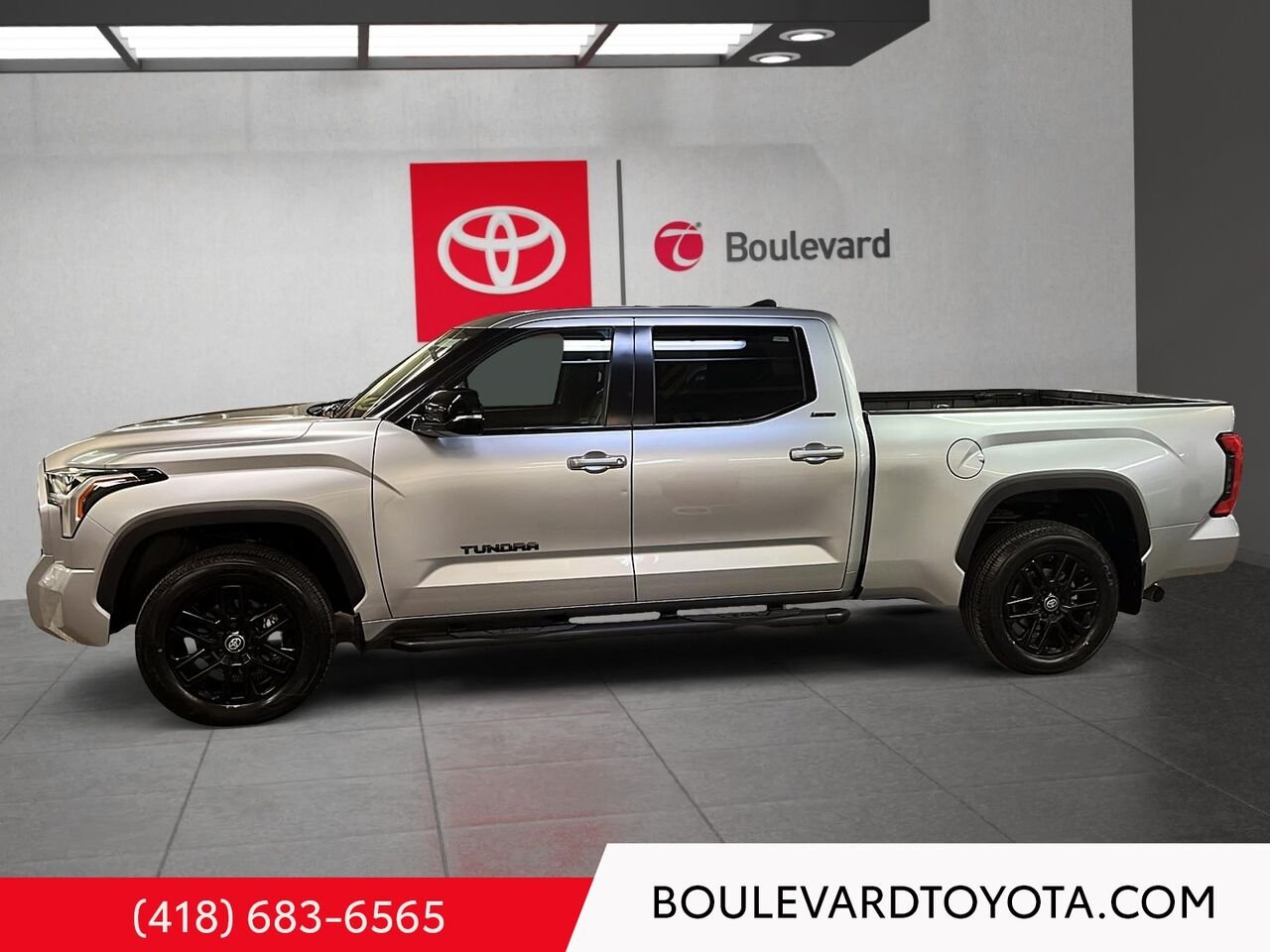 Toyota Tundra 100335A-21 | LIMITED CREWMAX, BOITE 6 PIEDS 2025 Gris Québec - photo #5