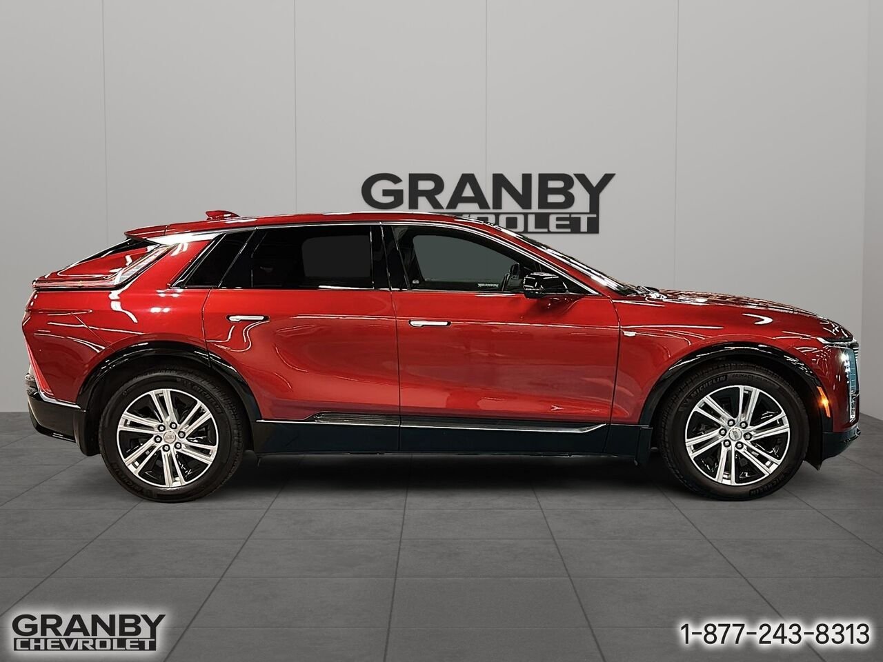Cadillac LYRIQ Tech 4 portes avec 1SA | G3888 2024 Rouge Granby - photo #3