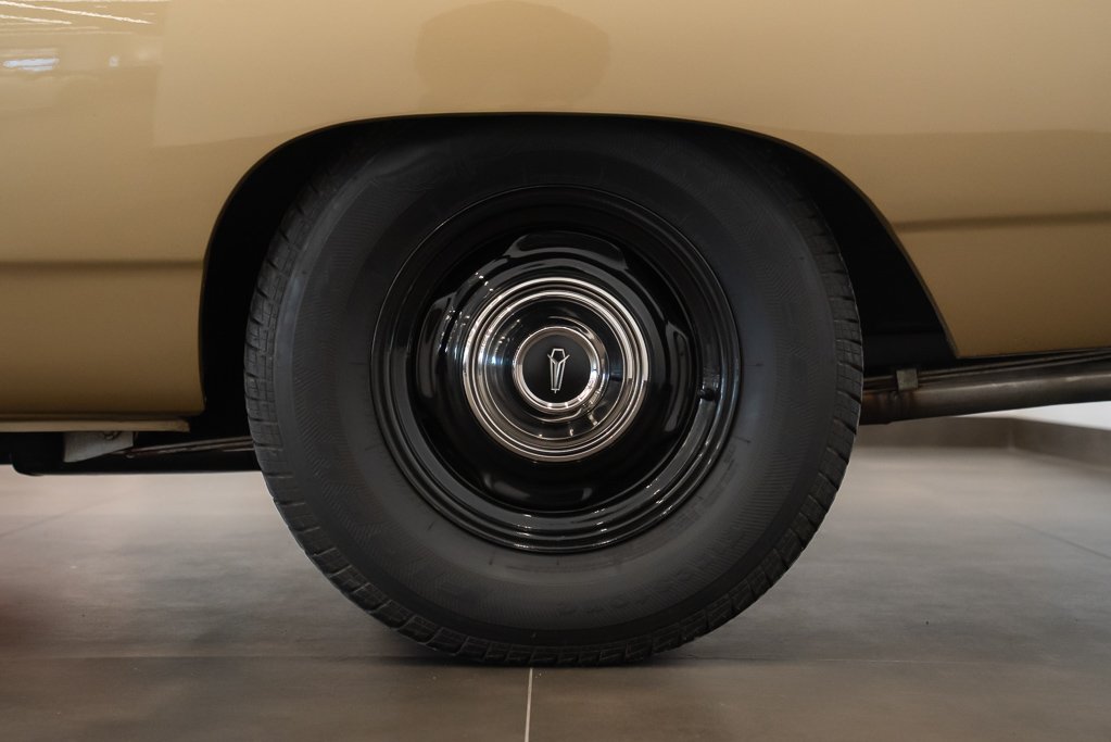 Plymouth Road Runner 1968 Beige Montréal - photo #25
