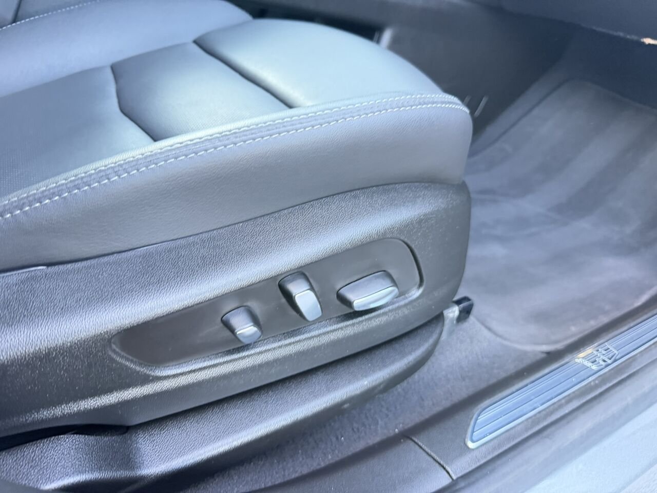 Cadillac XT5 PREMIUM LUXURYAWD FINANCEMENT À PARTIR 3.99% 2024 Gris Laval - photo #17