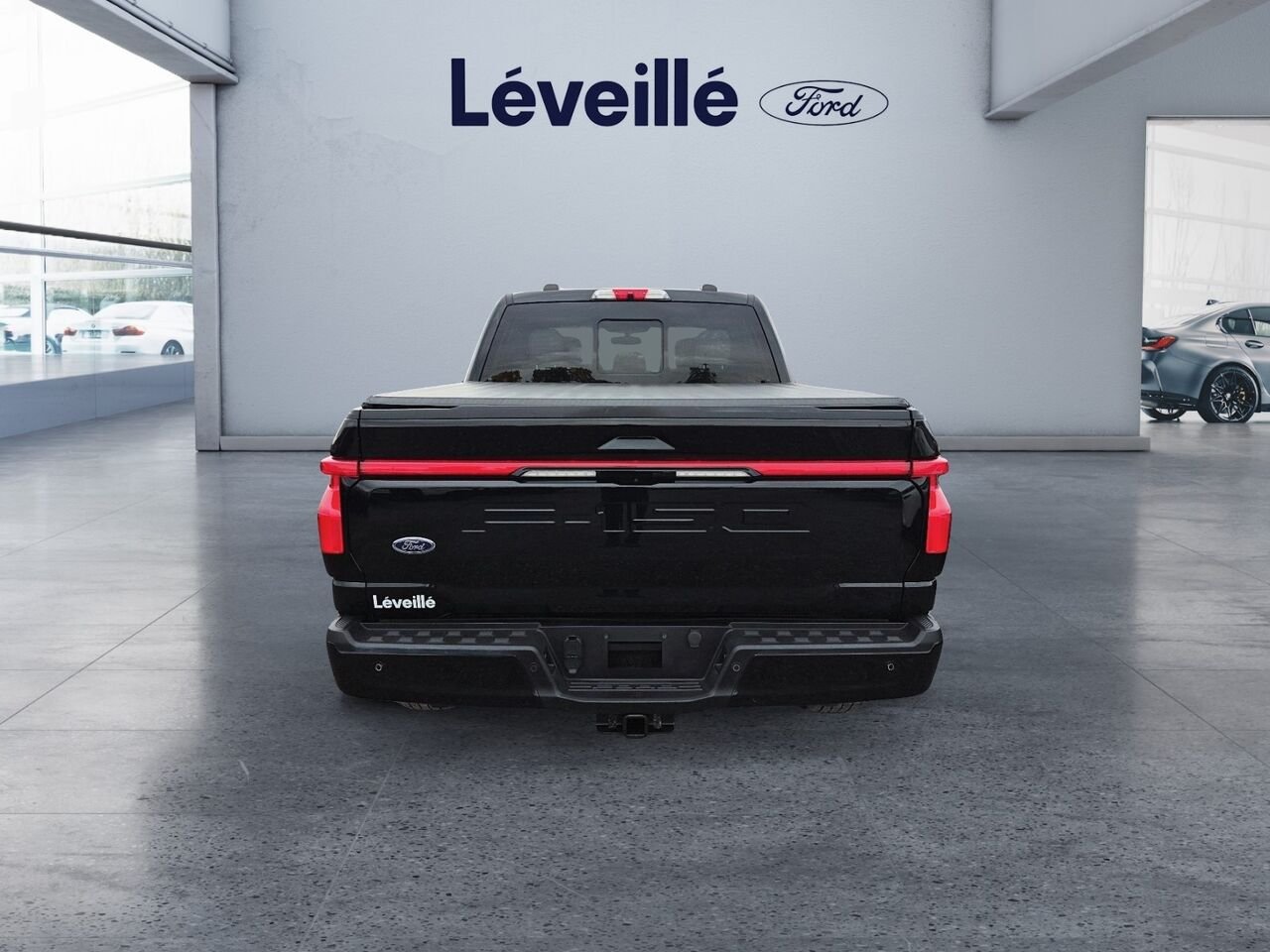 2023 Ford F-150 Lightning Black Saint-Jérôme - photo #21