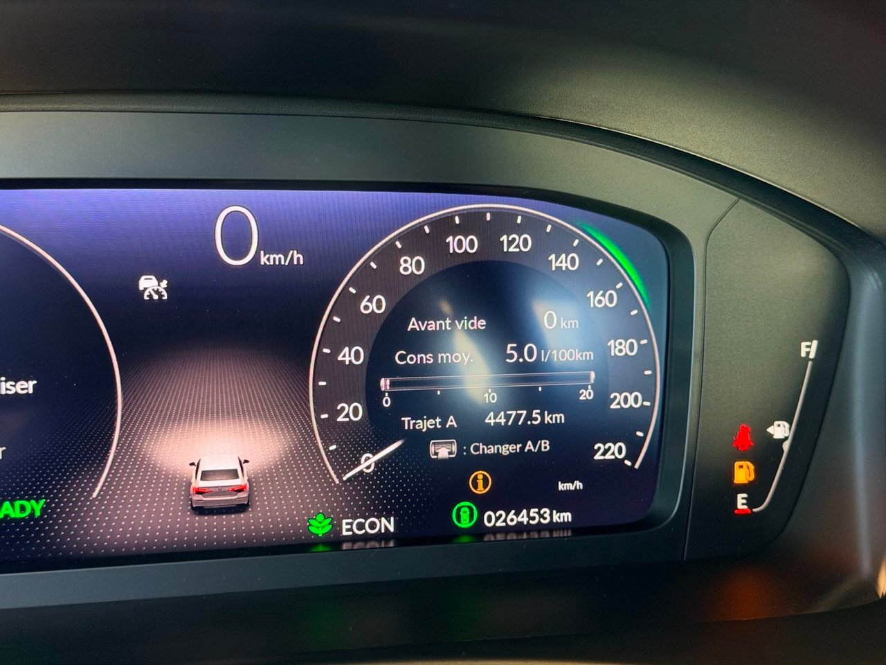 2025 Honda Civic Sedan Hybrid White Notre-Dame-des-Prairies - photo #30