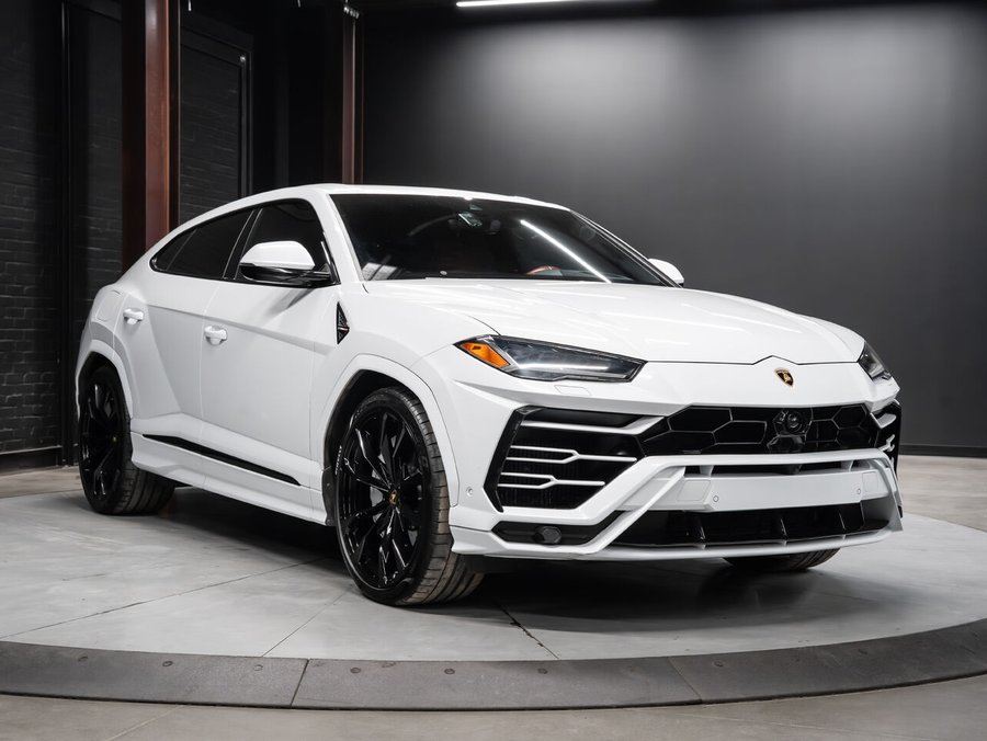 2021 Lamborghini Urus 2021 White
