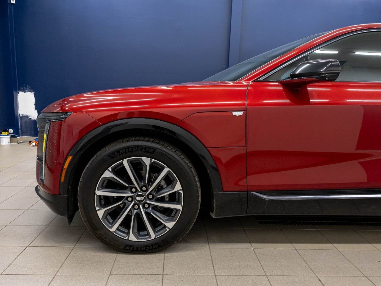 Cadillac LYRIQ SPORT 1 AWD *TOIT* ÉCRAN 33 PO HAYON ELEC REG ADAP 2024 Rouge Saint-Jérôme - photo #31