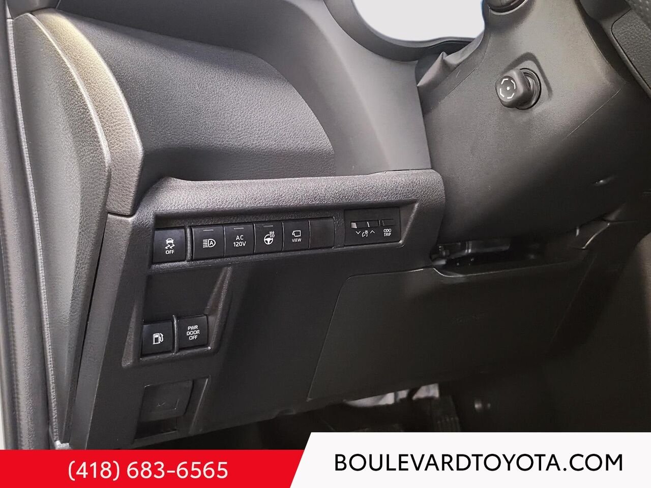 2026 Toyota Sienna 531863-48 | LIMITED, 7 PLACES White Québec - photo #11