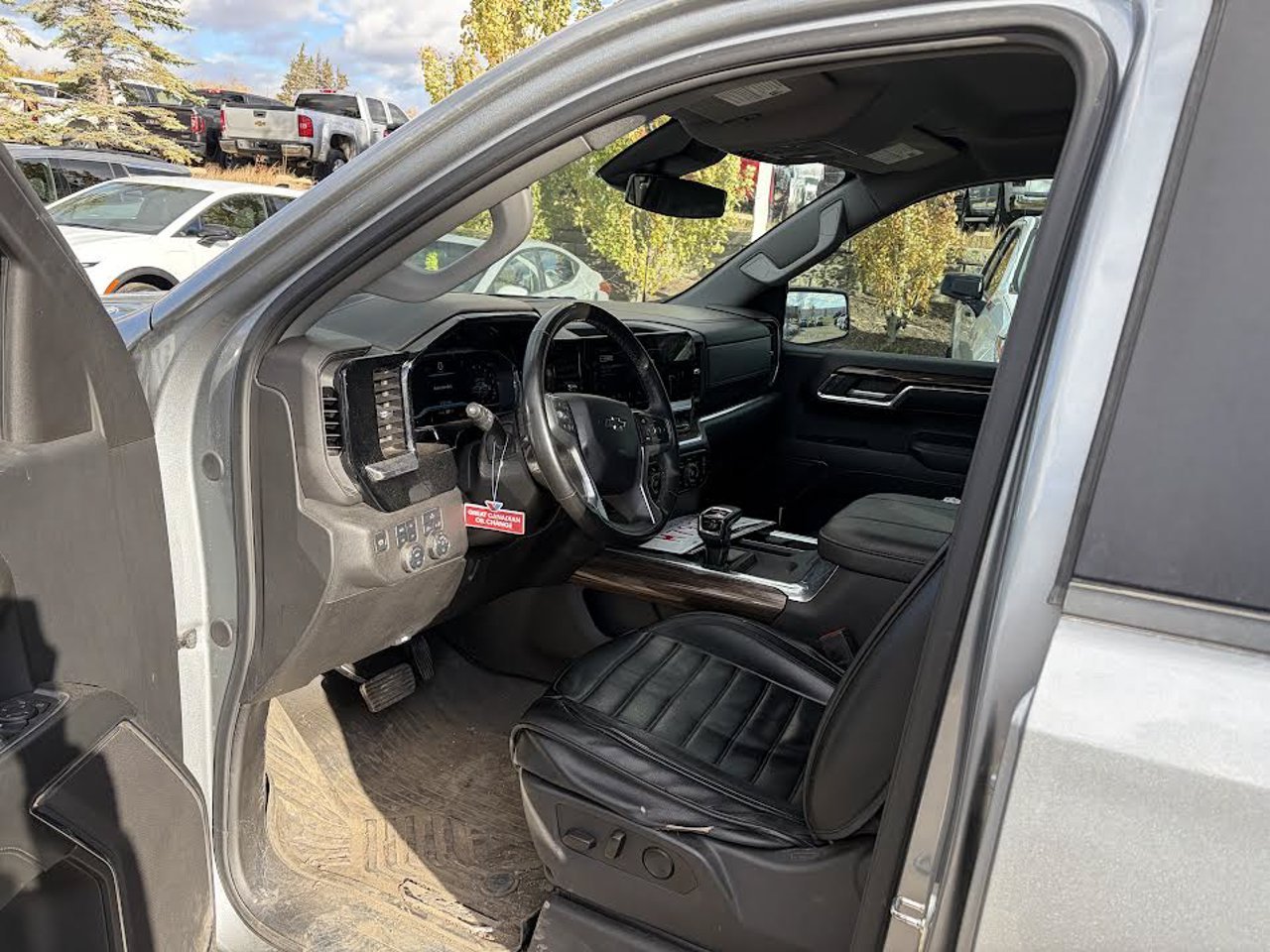 2024 Chevrolet Silverado 1500 4WD Crew Cab 147 RST Grey Sherwood Park - photo #5
