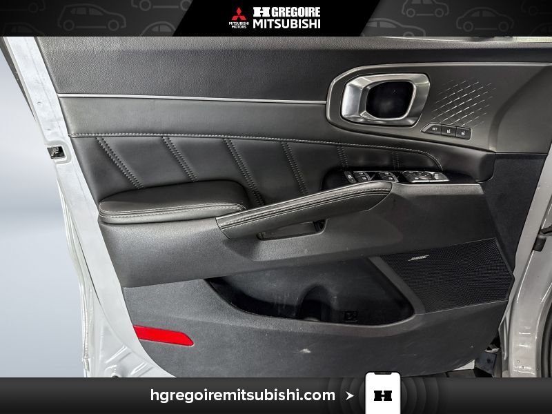 2023 Kia Sorento Grey Blainville - photo #16