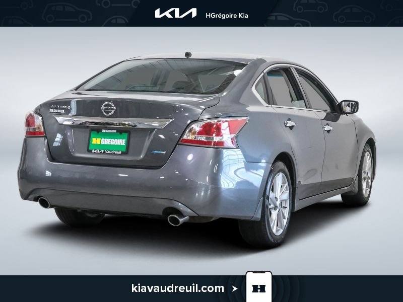 2015 Nissan Altima Grey Laval - photo #6