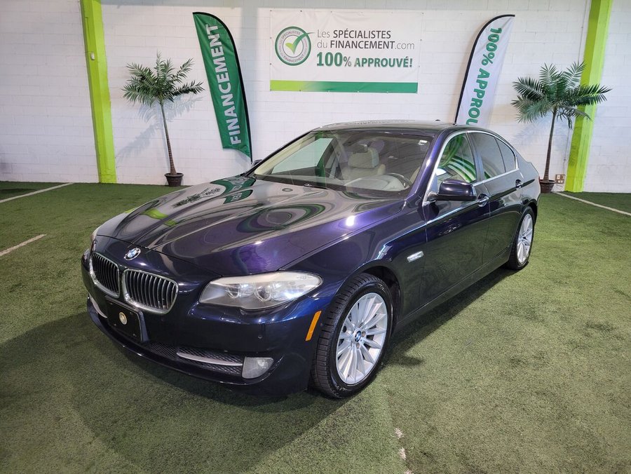 BMW Série 5 Traction intégrale xDrive 528i Berline 4 portes 2013 Bleu
