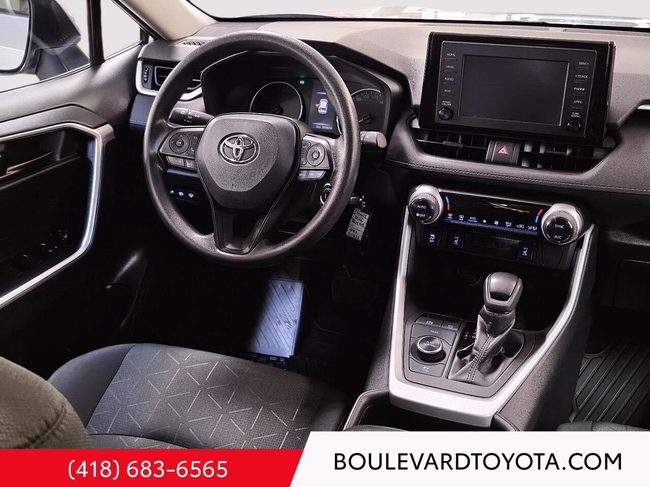 Toyota RAV4 Hybride 550002-8 | LE, AWD 2022 Argent Québec - photo #15