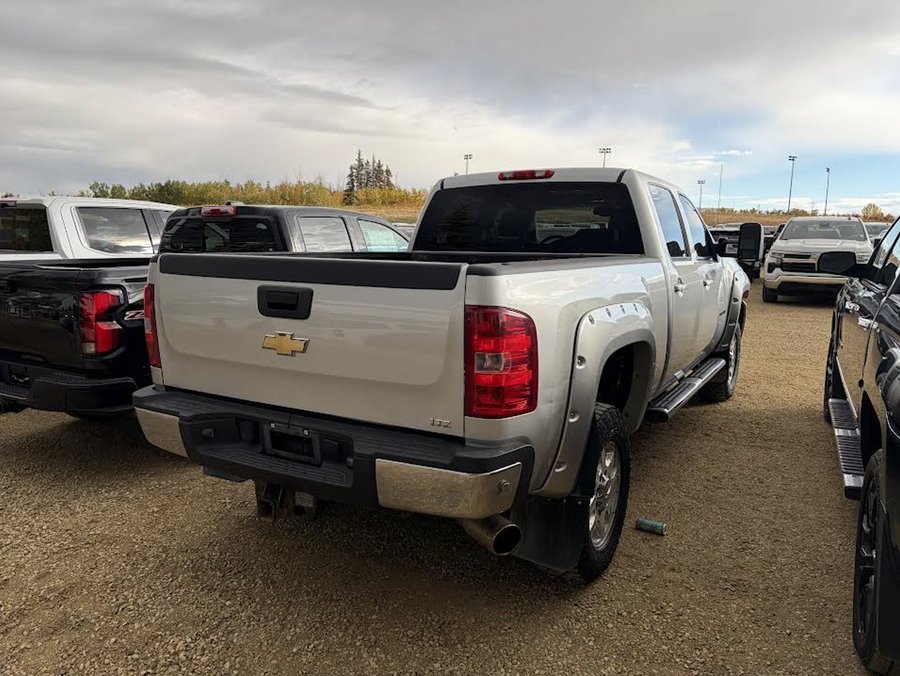 2011 Chevrolet Silverado 3500HD LTZ 6.6L | Duramax | Deleted | Rear Media Grey