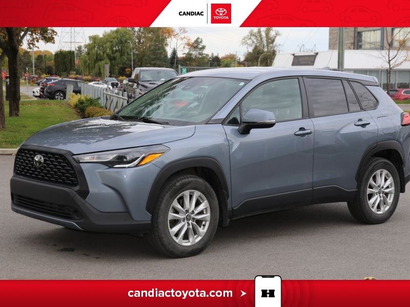 Toyota Corolla LE CROSS AWD - MAGS 2022 Bleu