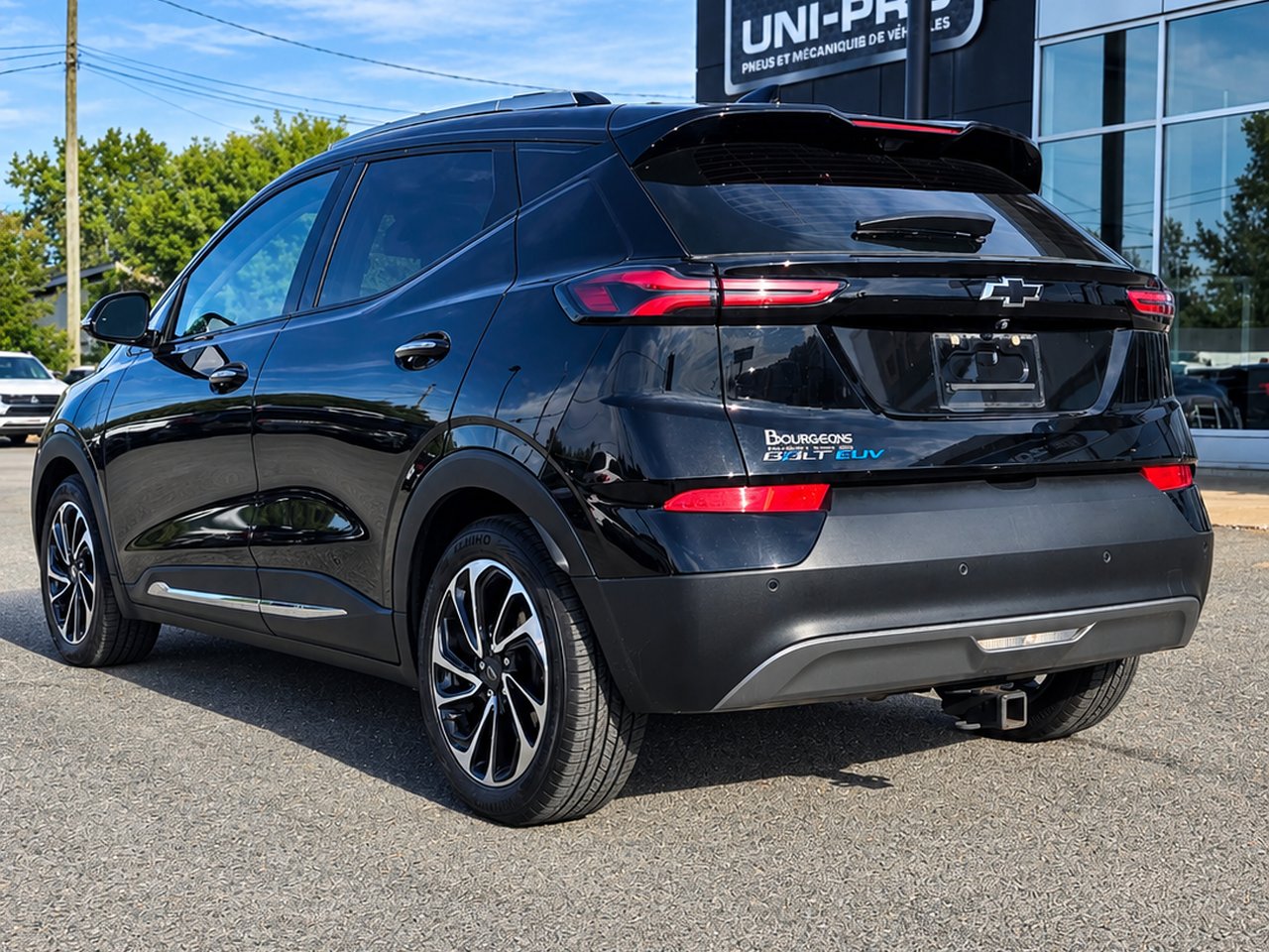 2022 Chevrolet Bolt EUV Premier Black Granby - photo #4