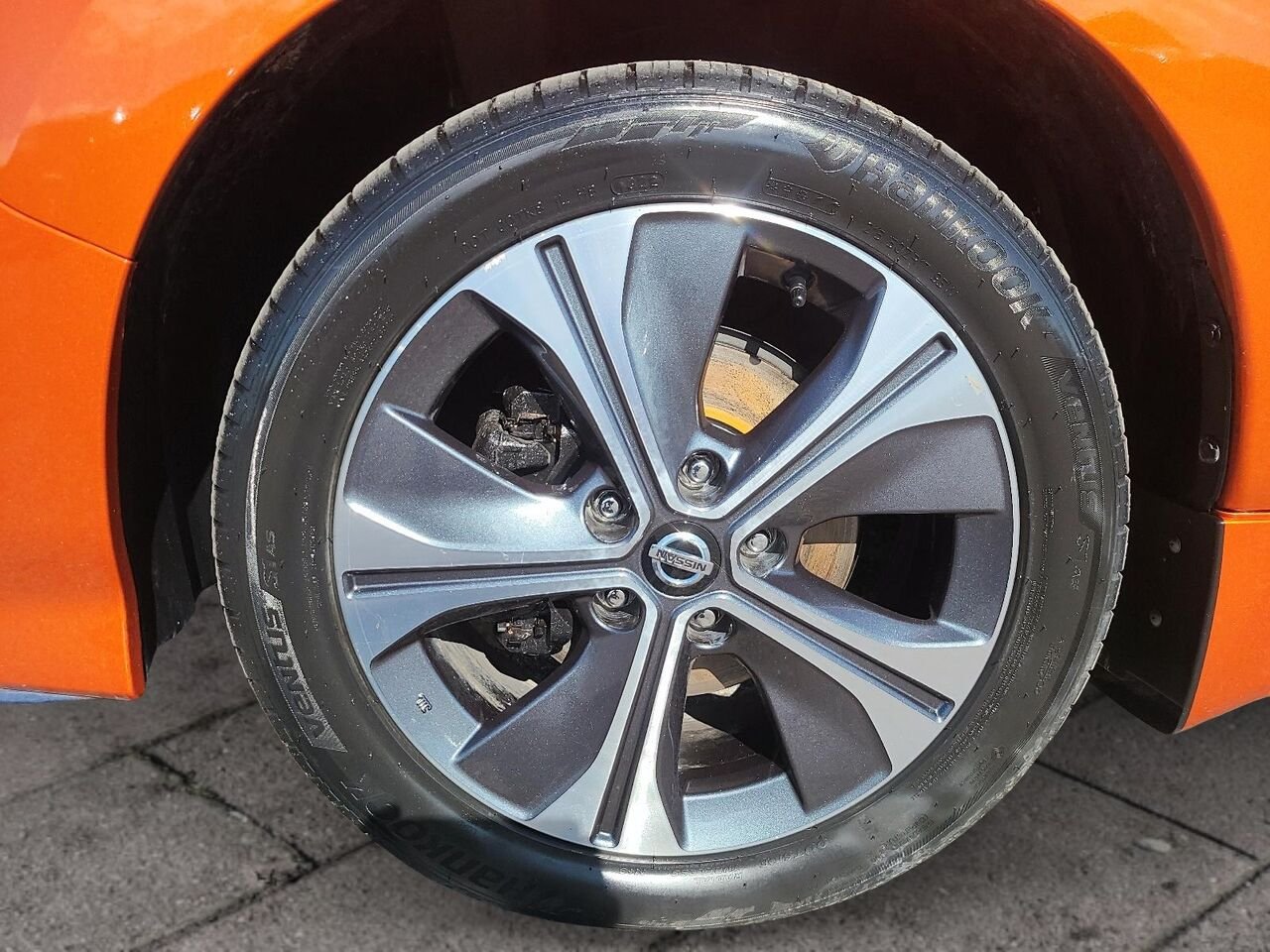 Nissan LEAF SV PLUS 2022 Orange Québec - photo #6