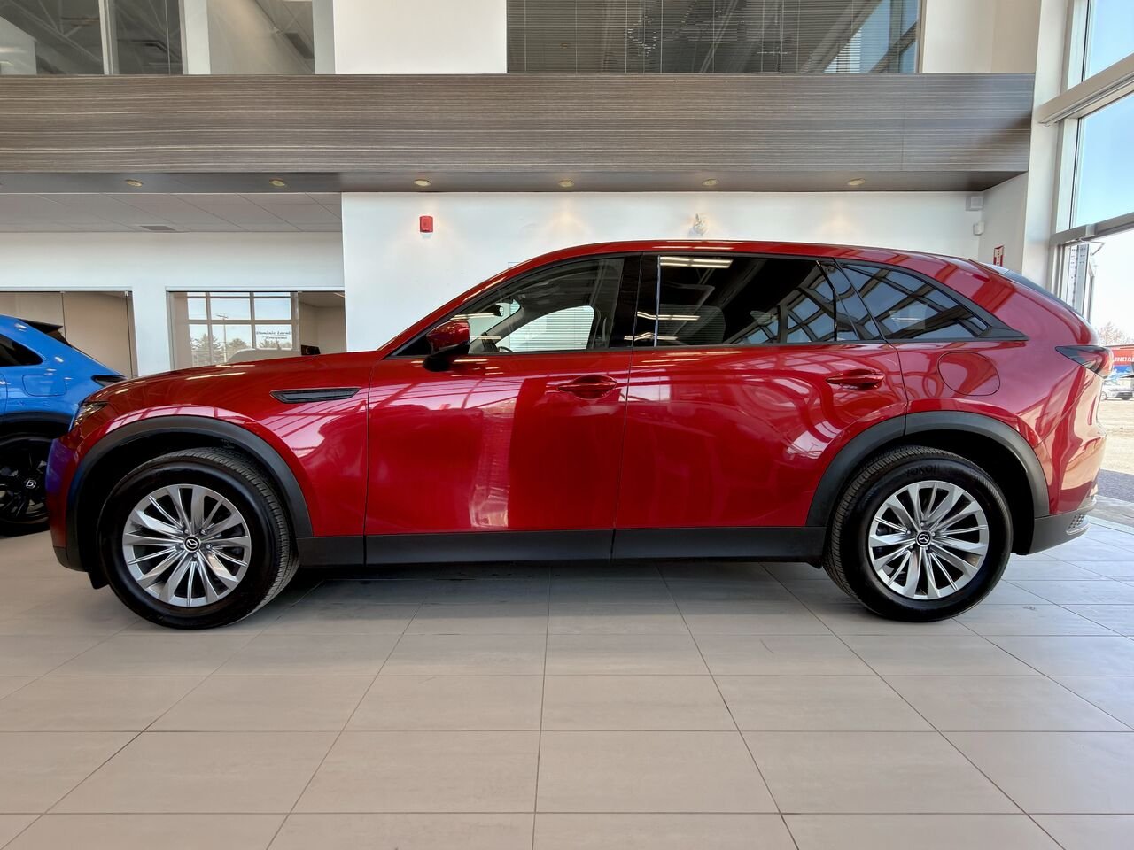 2024 Mazda CX-90 hybride léger Red Notre-Dame-des-Prairies - photo #7