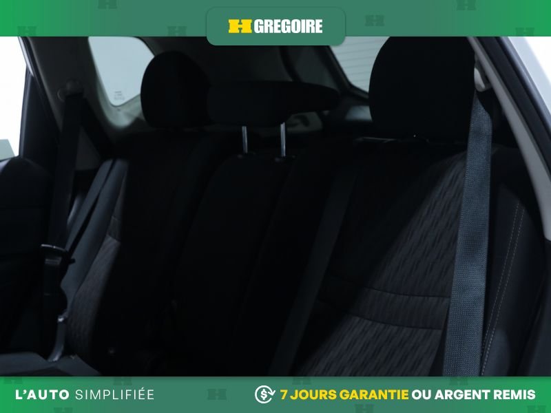 2020 Nissan Rogue White Saint-Eustache - photo #22