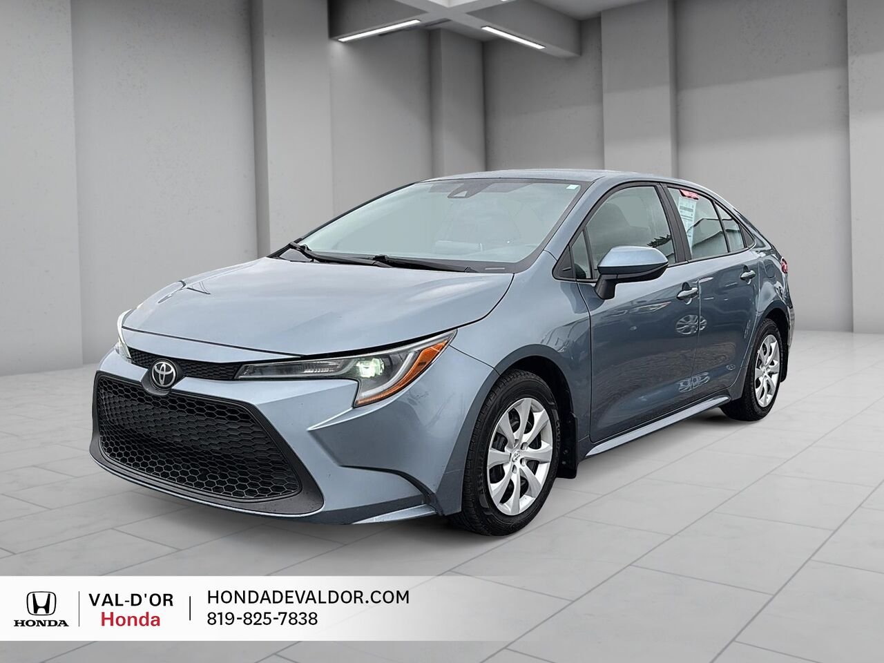 Toyota Corolla LE CVT 2020 Bleu Val-d'Or - photo #0