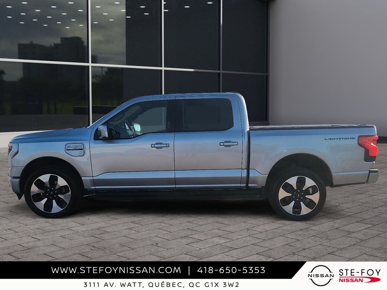 Ford F-150 Lightning 2022 Ste-Foy - photo #4