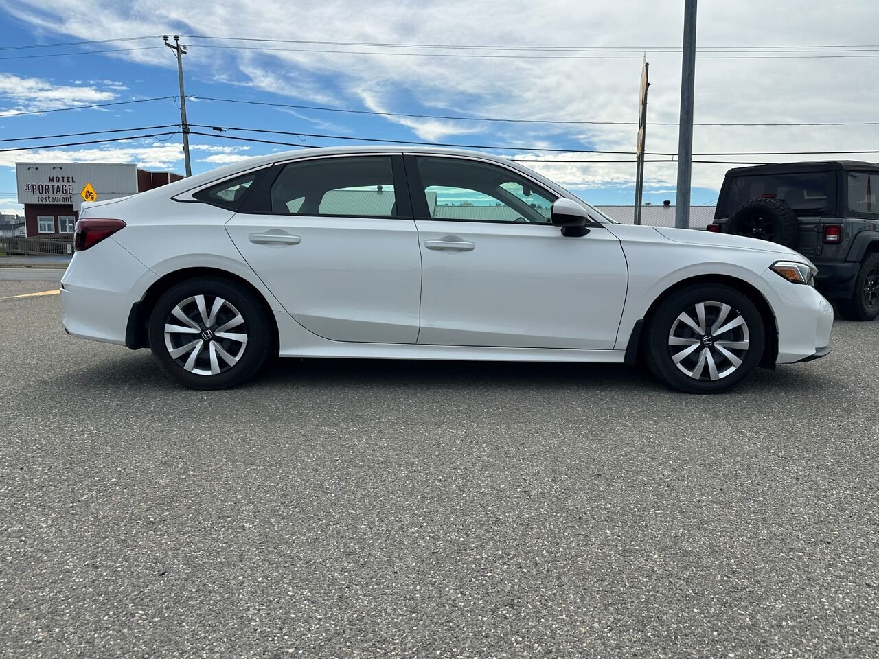2026 Honda CIVIC LX CIVIC LX White Matane - photo #5