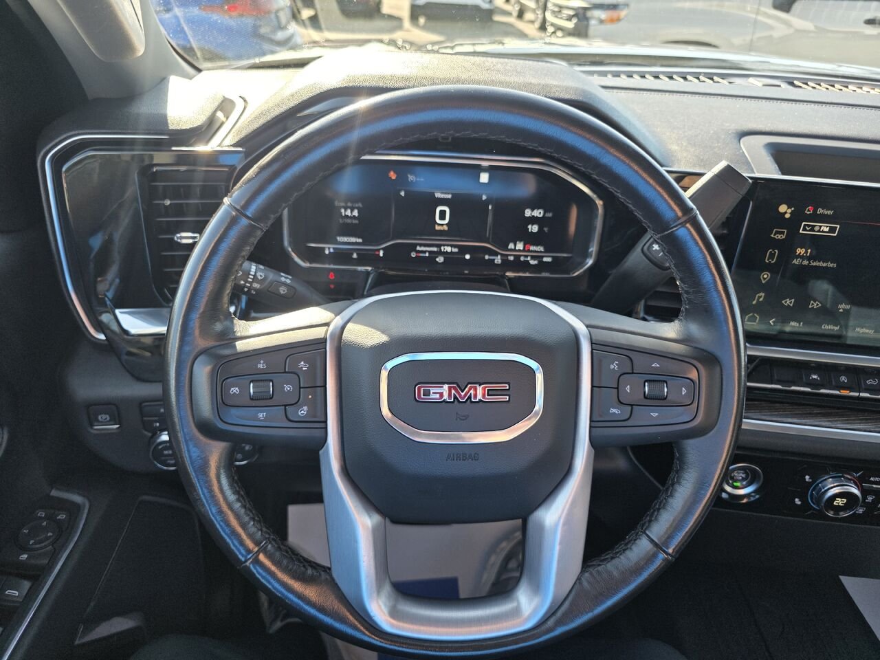 2022 GMC Sierra 1500 SLE Black Rouyn-Noranda - photo #11