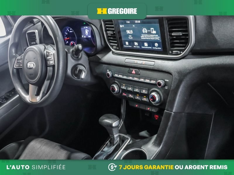 Kia Sportage 729346A | LX AUTO AC GR ELEC MAGS CAM RECULE BLUETOOTH 2022 Noir Laval - photo #24