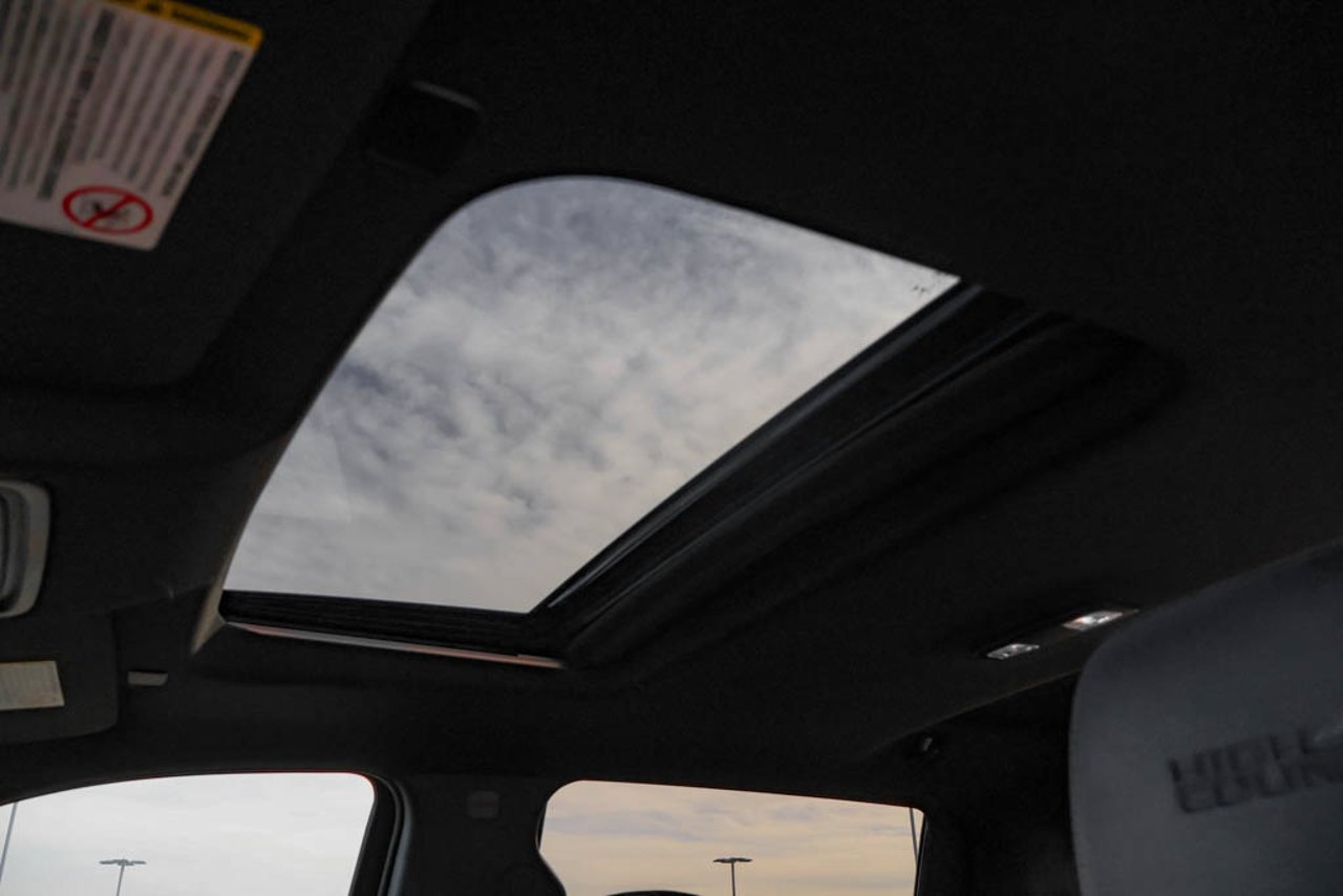 2022 Chevrolet Silverado 3500HD 4WD Crew Cab 159 High Country Black Sherwood Park - photo #31